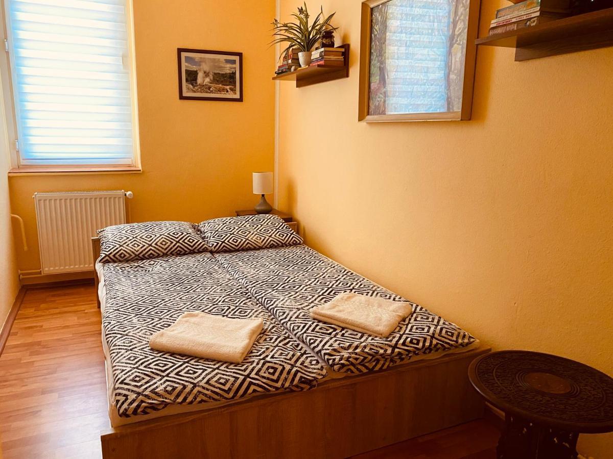 Victoria Apartman Эгер Экстерьер фото